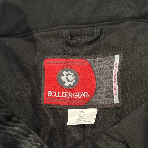 BOULDER GEAR Black Cargo Pants with Utility Design - Picture 3 of 13